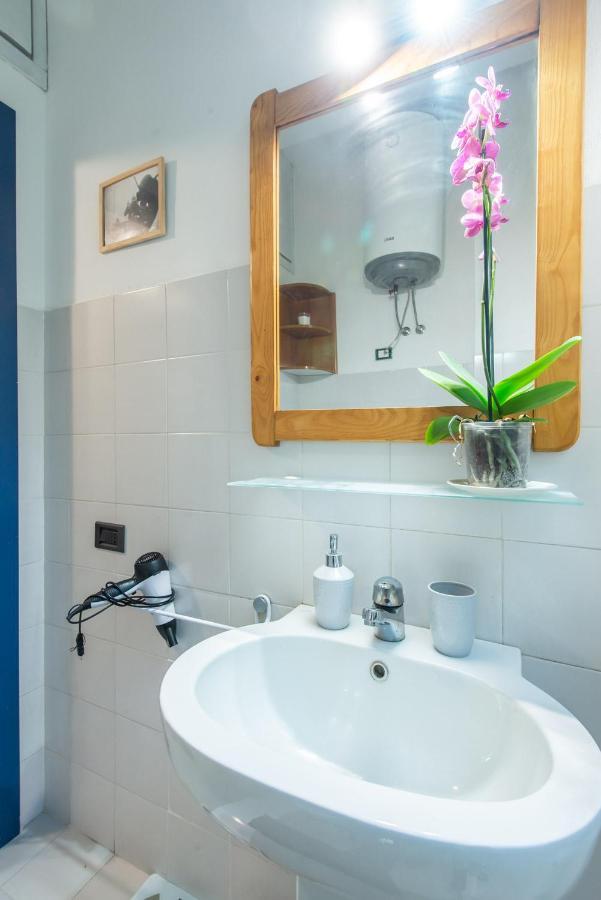 Central Guest House ミラノ エクステリア 写真